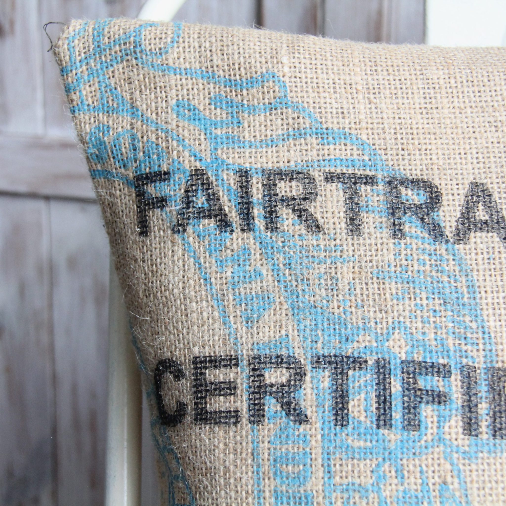 Coussin 40 x 40 cm en toile de jute de café – Image 4