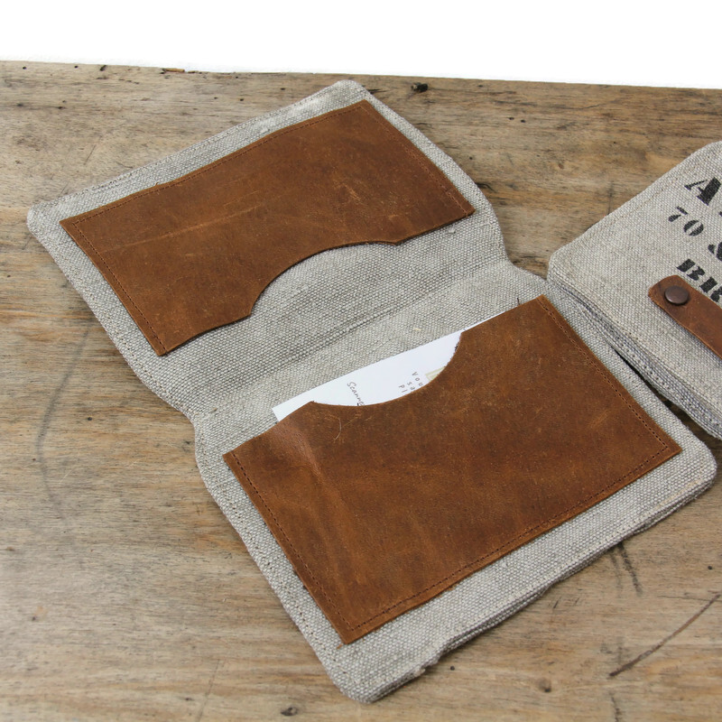Porte-cartes pour homme en toile grise recyclée et cuir – Image 5