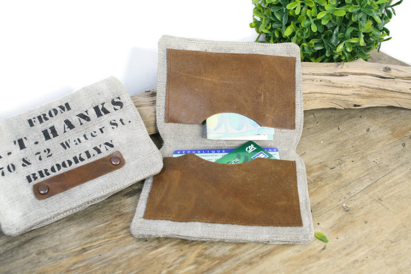 Porte-cartes pour homme en toile grise recyclée et cuir – Image 2