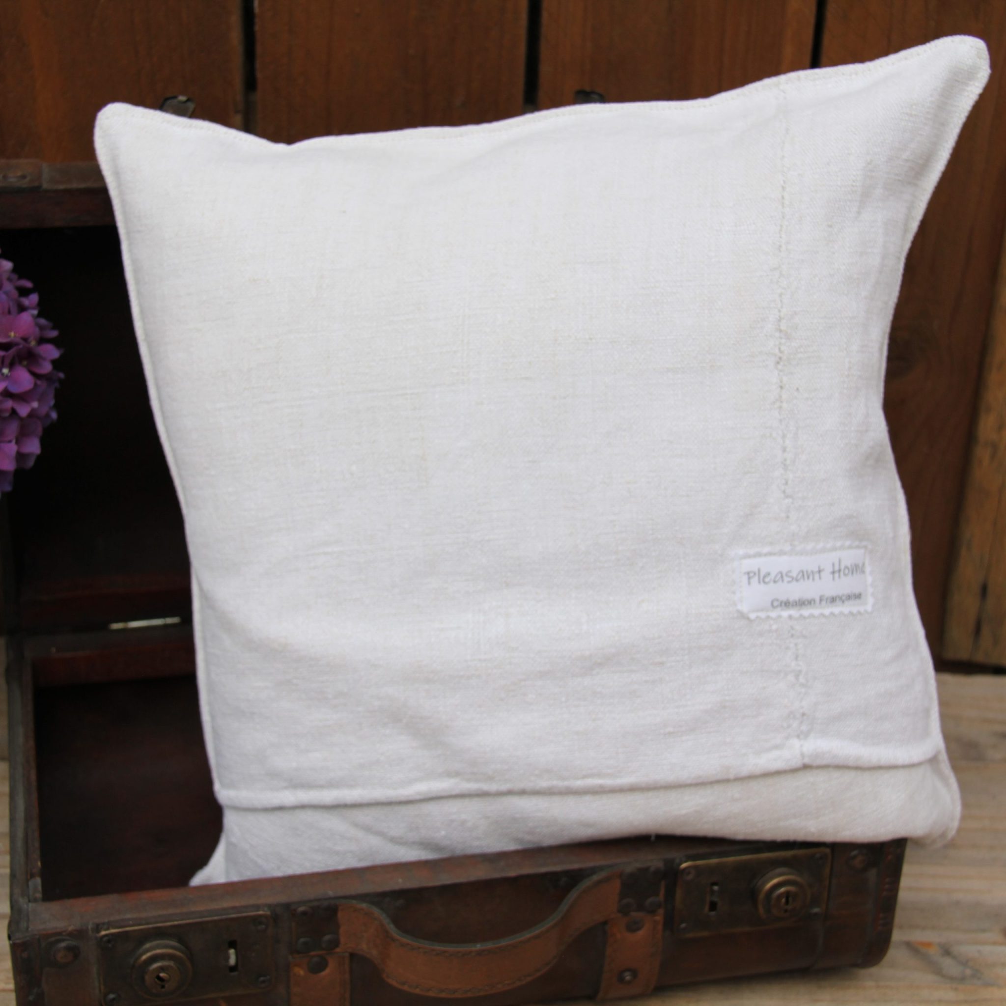 Coussin en chanvre ancien blanc 40 x 40 cm – Image 5