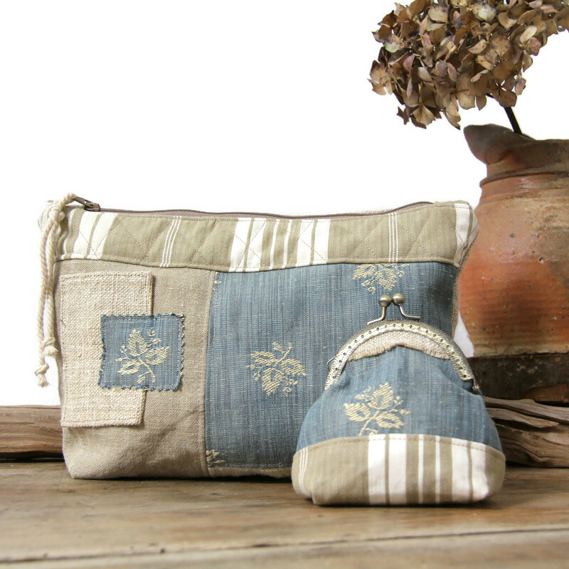 Accessoires femme en tissus anciens recyclés