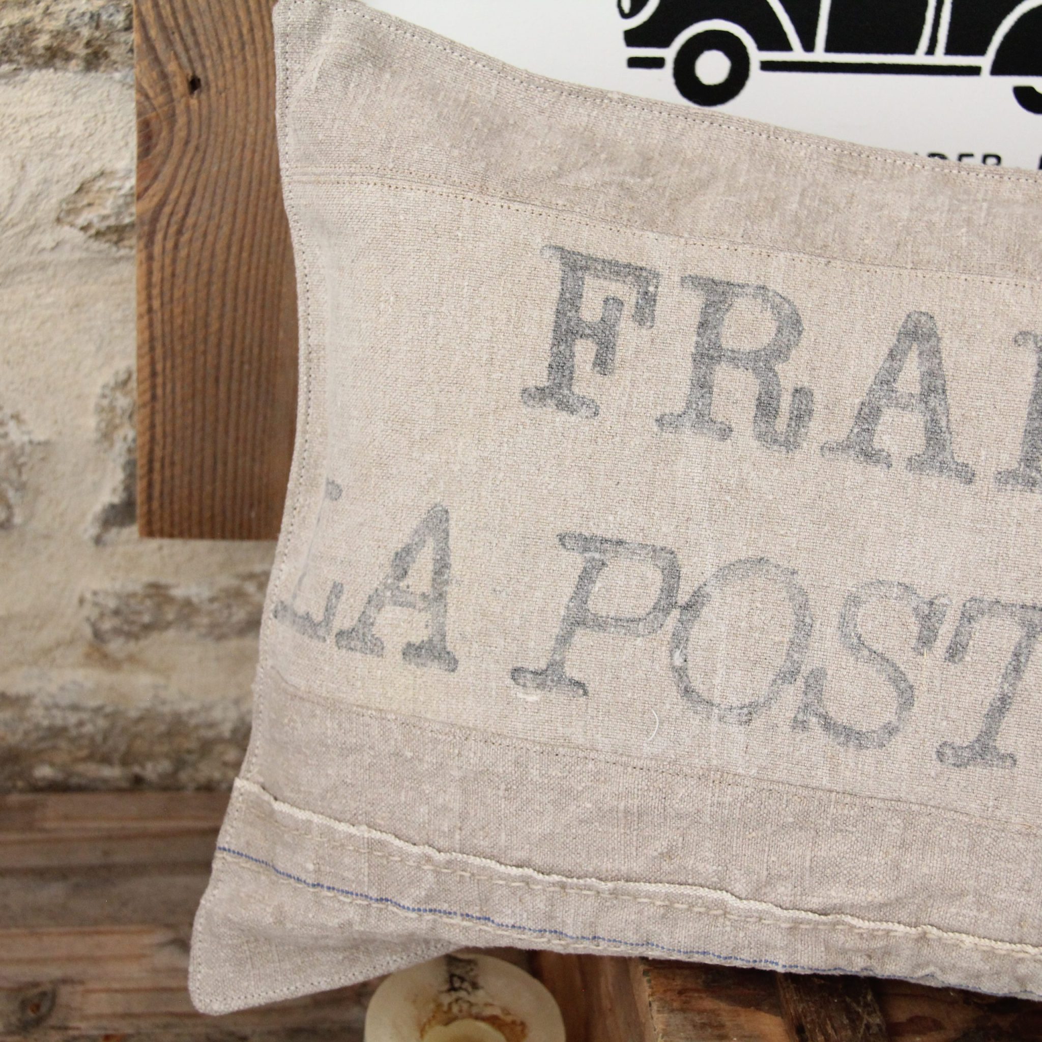 Coussin rectangle véritable toile La Poste – Image 3