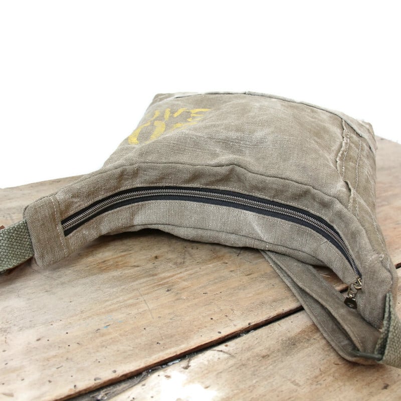 Sac bandoulière femme éco-responsable en toile recyclée – Image 6