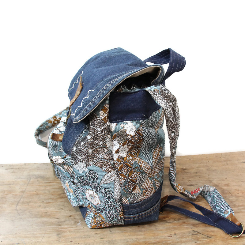 Sac à dos femme en jean recyclé et tapisserie fleurie – Image 5