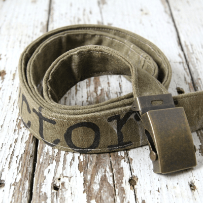 Ceinture pour homme en toile épaisse et boucle en laiton vieilli