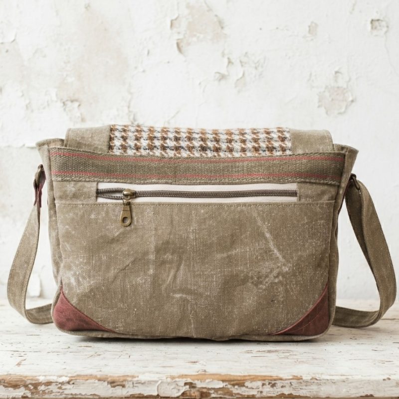 Besace femme en toile militaire et laine à chevrons marrons – Image 4